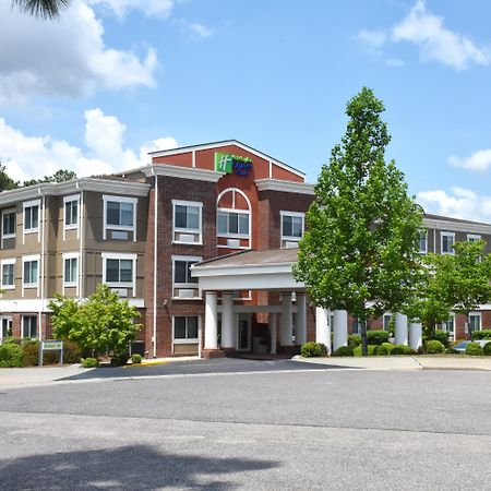 Holiday Inn Express & Suites Southern Pines-Pinehurst Area By Ihg Buitenkant foto