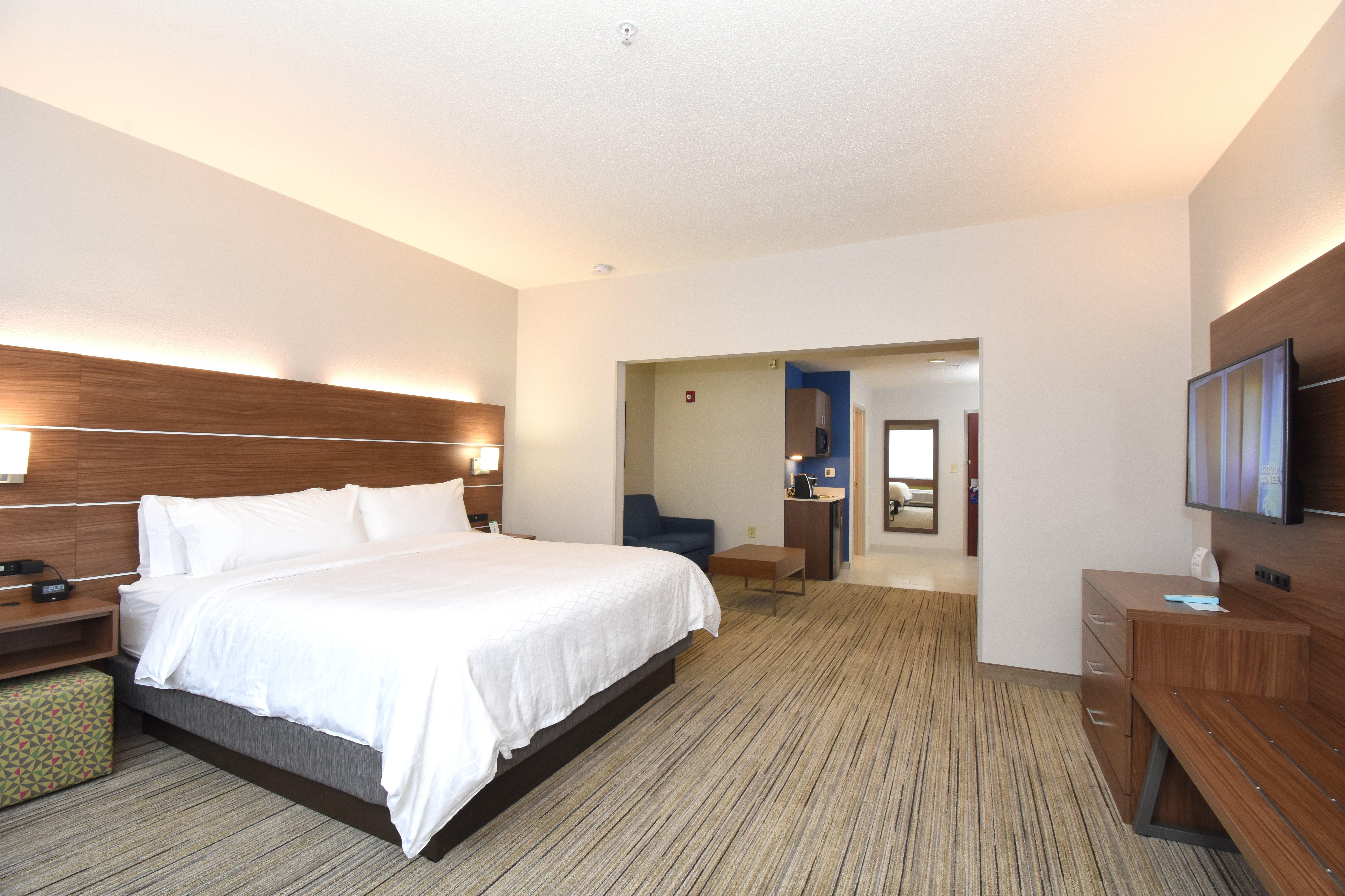 Holiday Inn Express & Suites Southern Pines-Pinehurst Area By Ihg Buitenkant foto