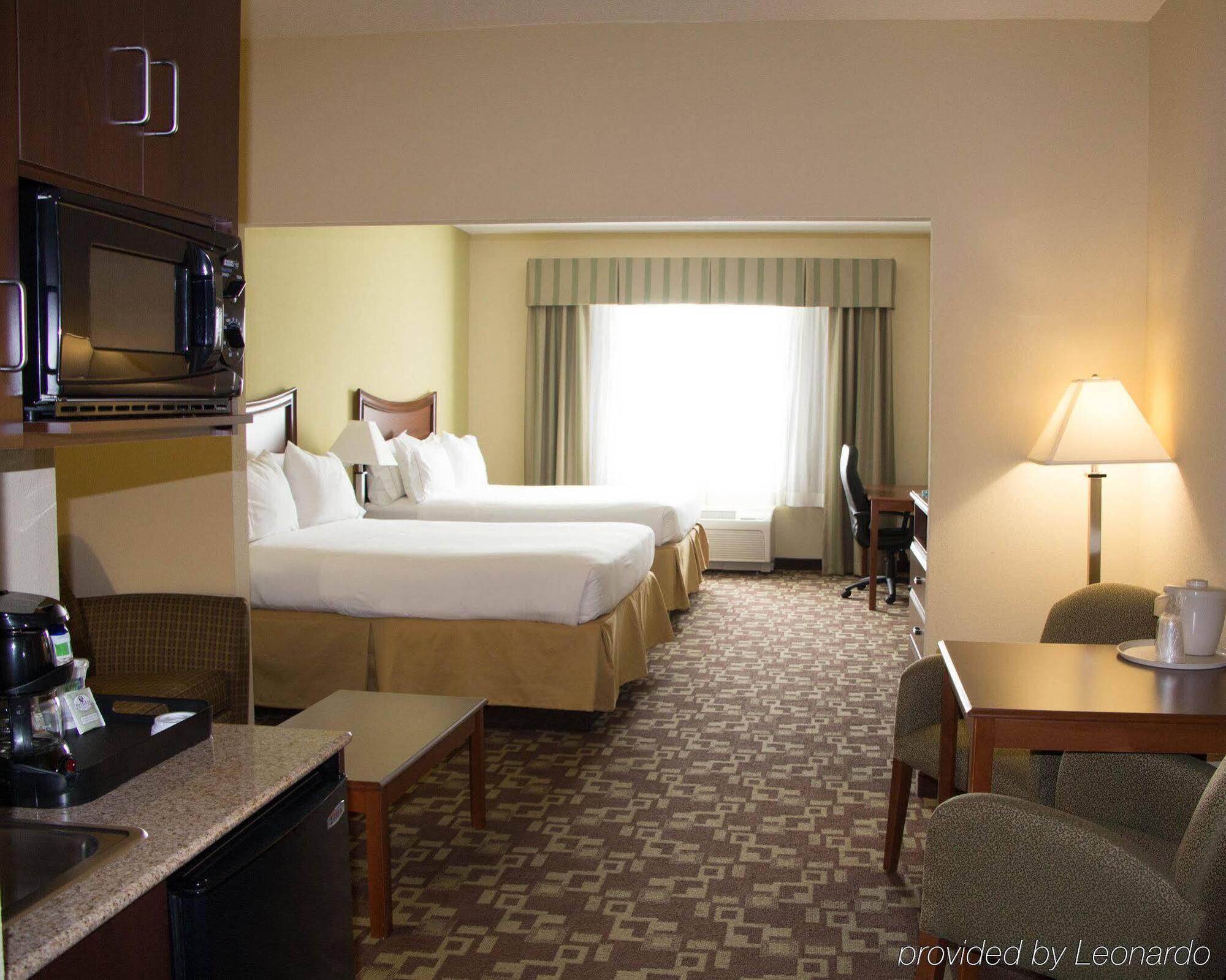 Holiday Inn Express & Suites Southern Pines-Pinehurst Area By Ihg Buitenkant foto